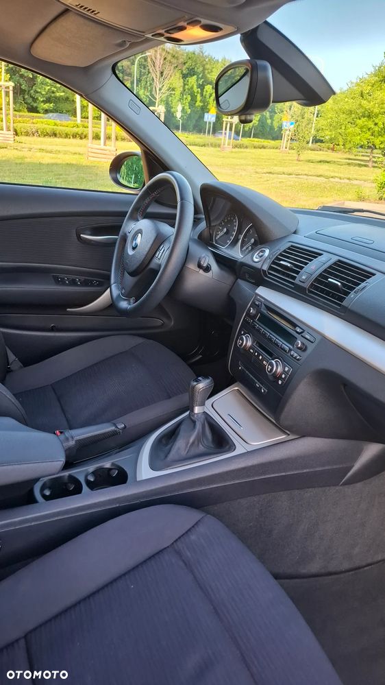 BMW Seria 1 118i - 13