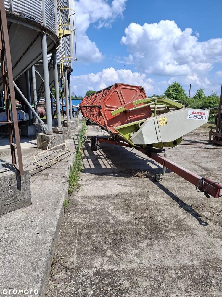 Claas MEGA 218 - 14