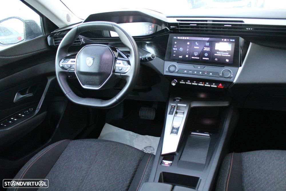 Peugeot 308 1.2 Hybrid Style e-DCS6 - 8