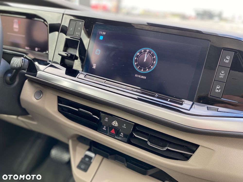 Volkswagen Multivan - 14