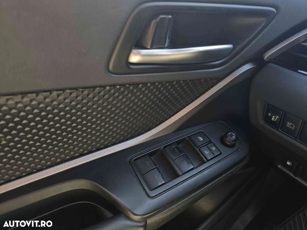 Toyota C-HR - 17