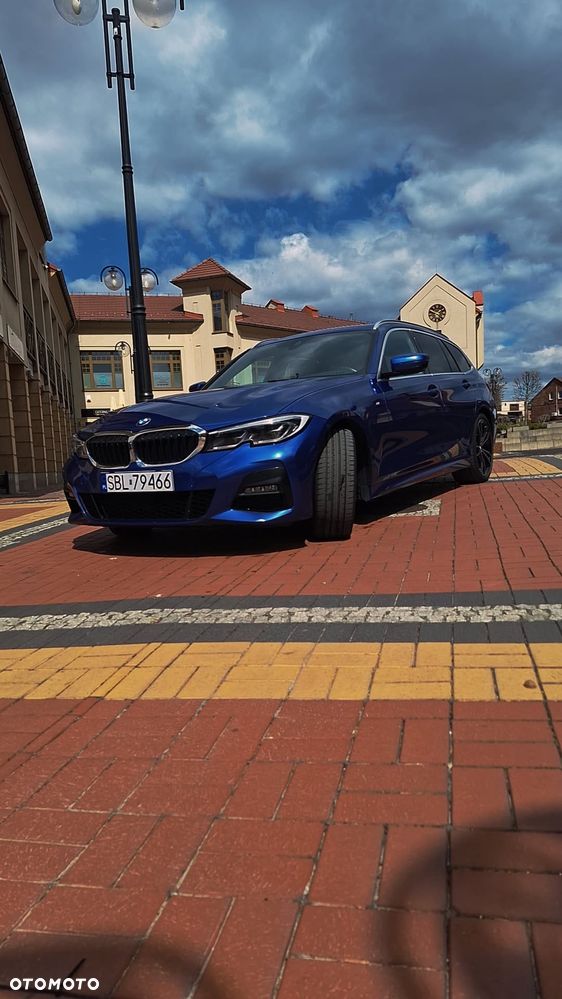 BMW Seria 3 320d xDrive M Sport - 2