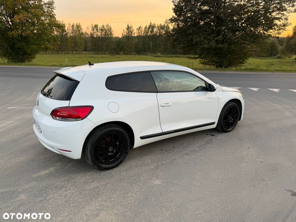 Volkswagen Scirocco 2.0 TSI - 17