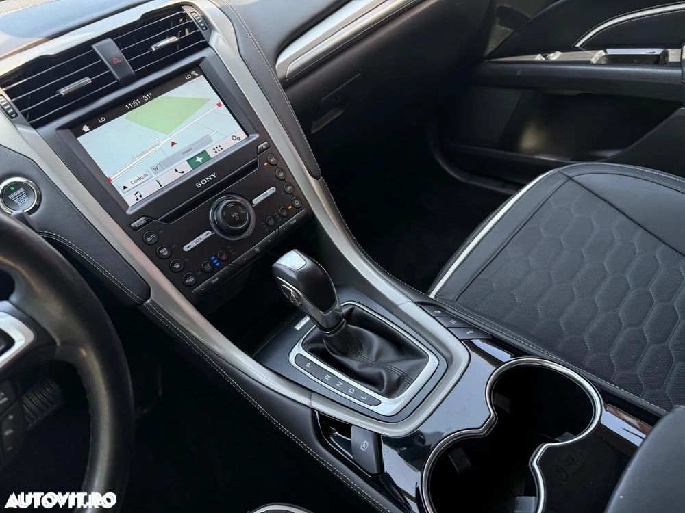 Ford Mondeo 2.0 HEV Vignale - 3