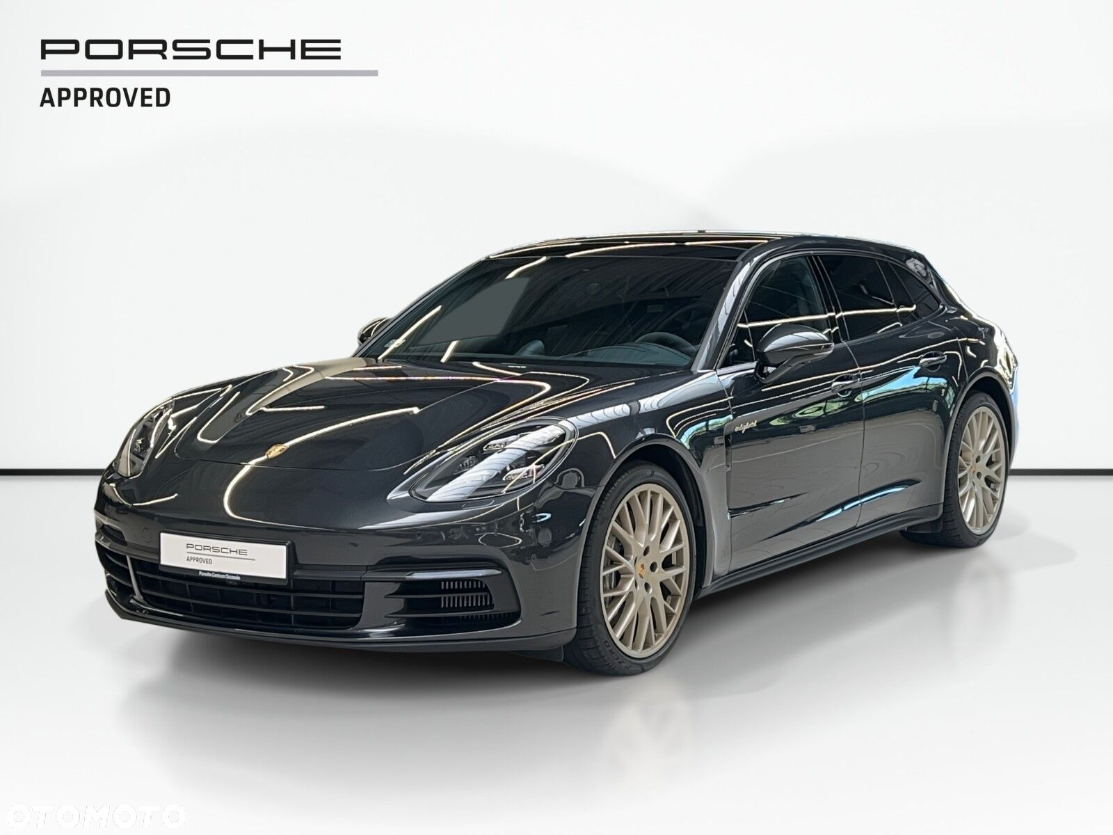 Porsche Panamera - 1