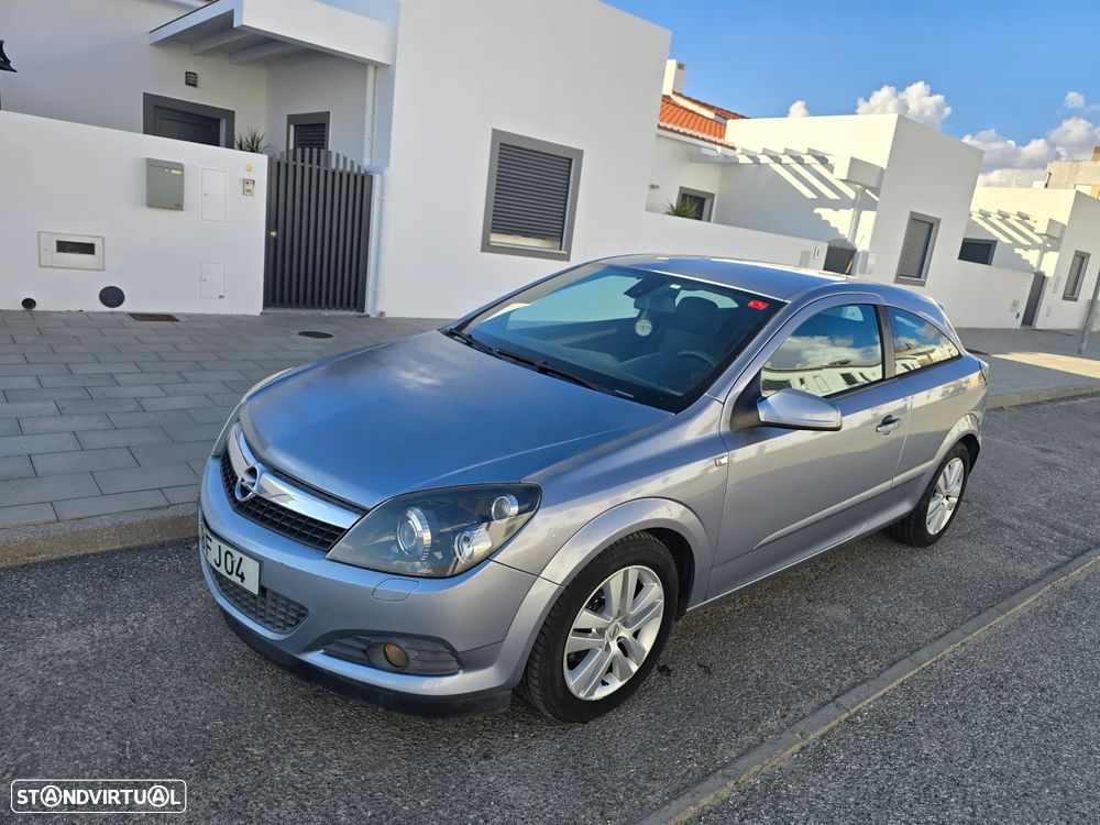 Opel Astra GTC 1.3 CDTi - 3