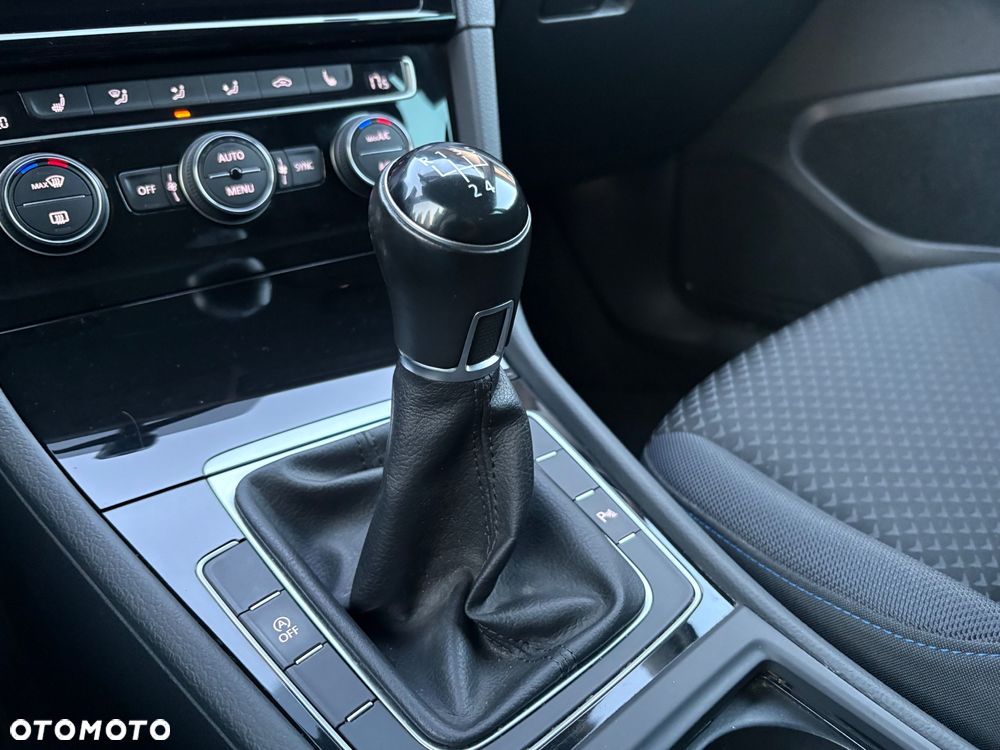 Volkswagen Golf Variant 1.6 TDI SCR United - 28