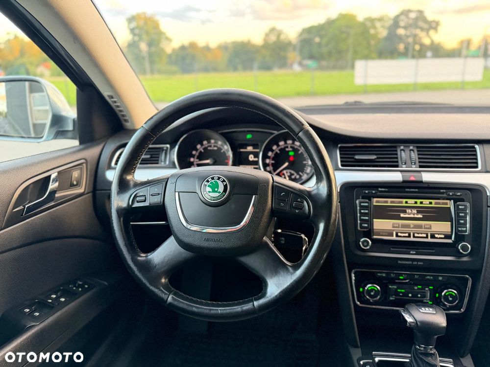 Skoda Superb 2.0 TDI Platinum DSG - 12