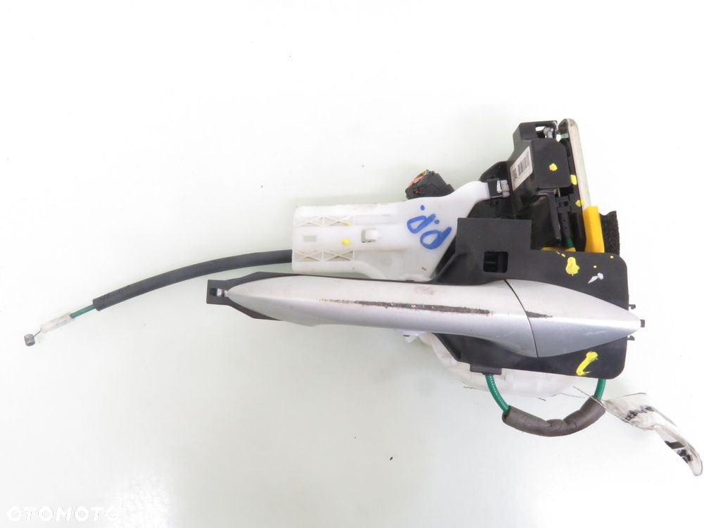 ZAMEK PRAWY PRZEDNI HYUNDAI i30 81320A6010 4 PIN - 1