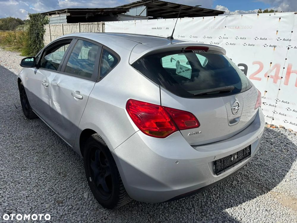 Opel Astra 1.6 - 3