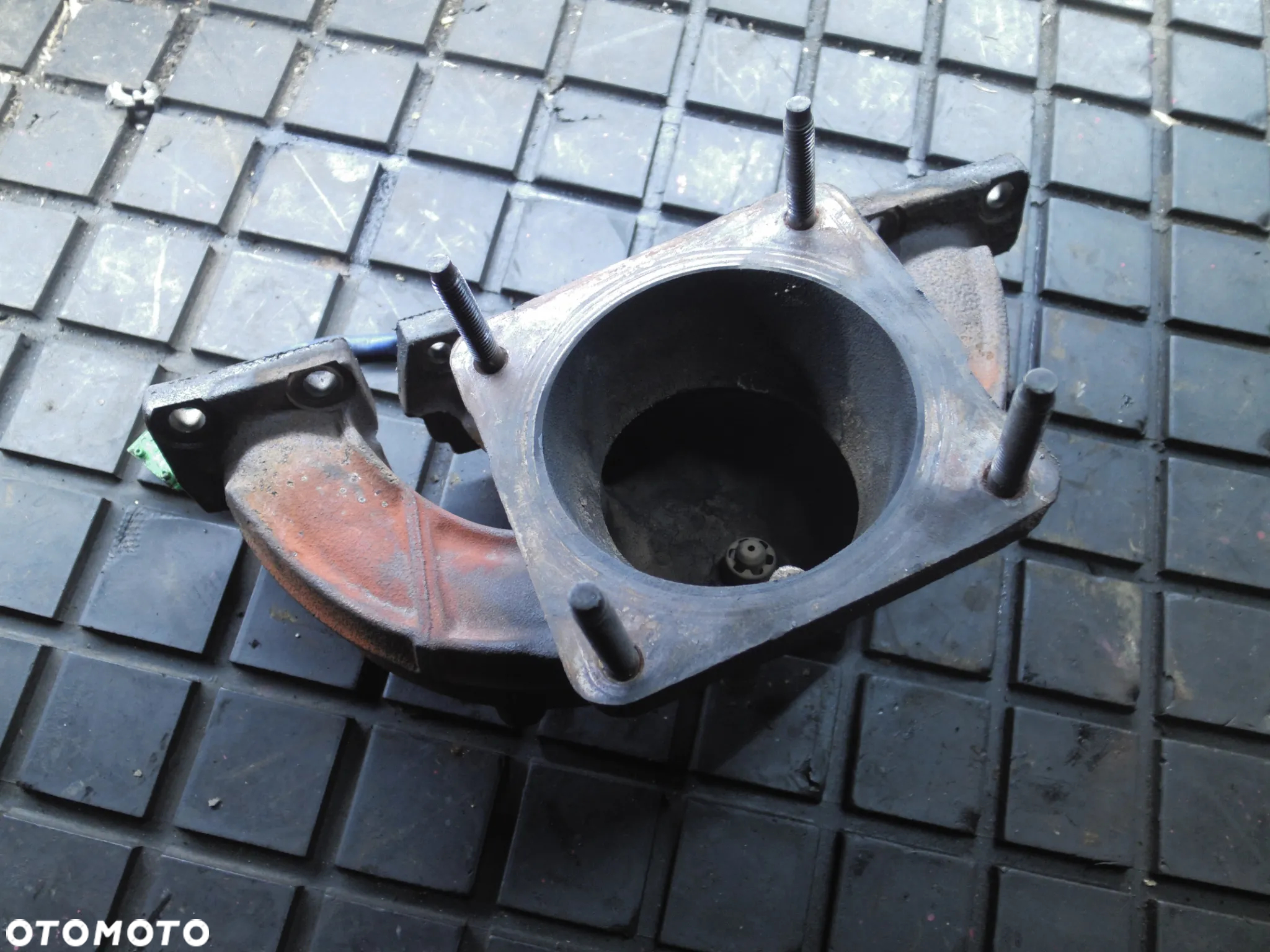 KOLEKTOR WYDECHOWY 1.6 16V NFU CITROEN PEUGEOT POSIADAM 2SZT - 2