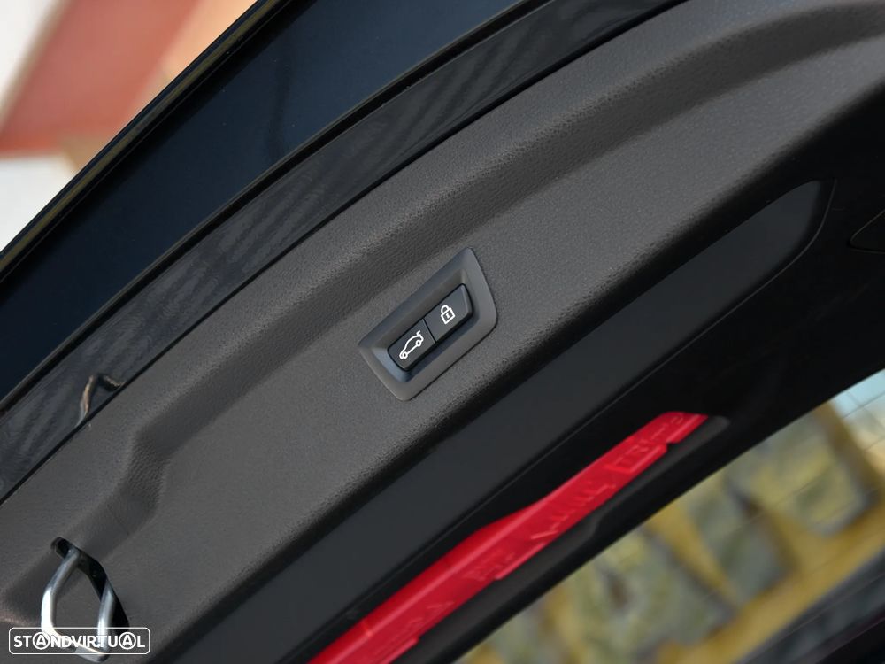 BMW X2 18 d sDrive Auto Pack M - 14