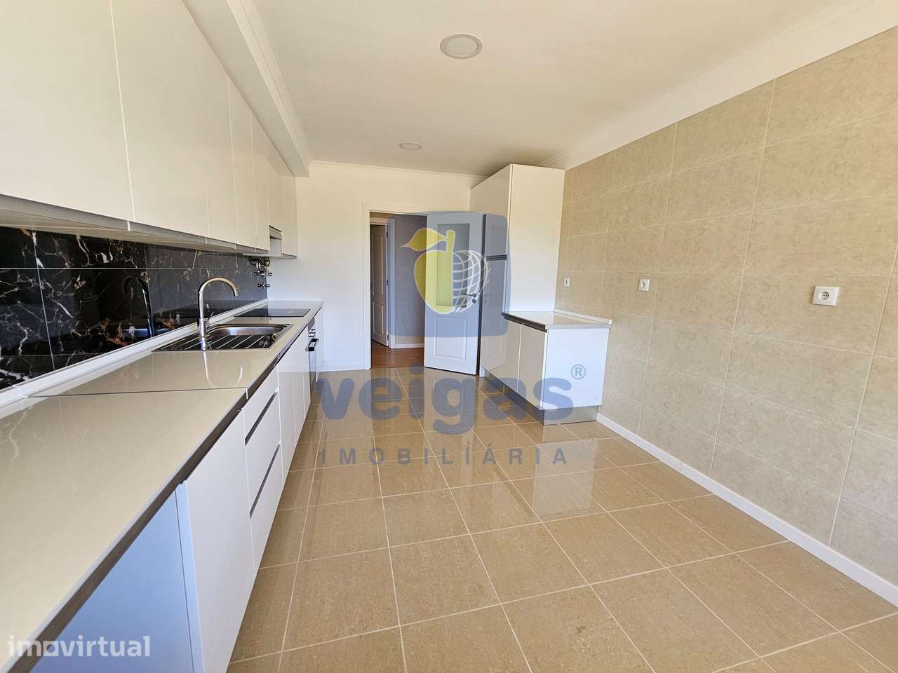 Apartamento T5 no Centro do Bombarral - Grande imagem: 2/39