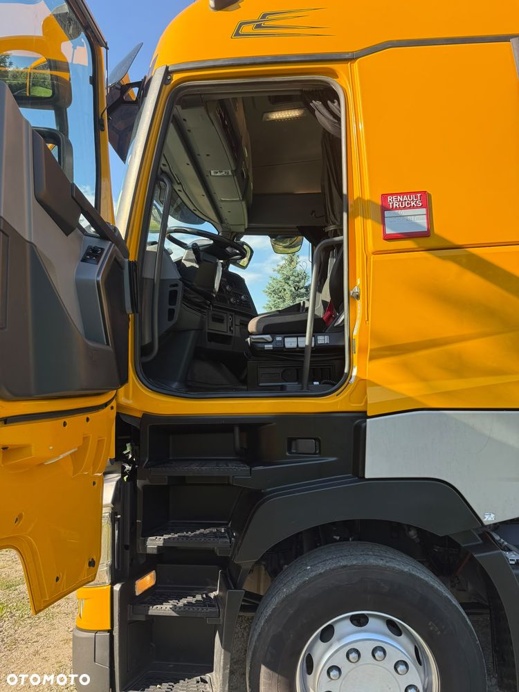 Renault T480 High z Francji - 12