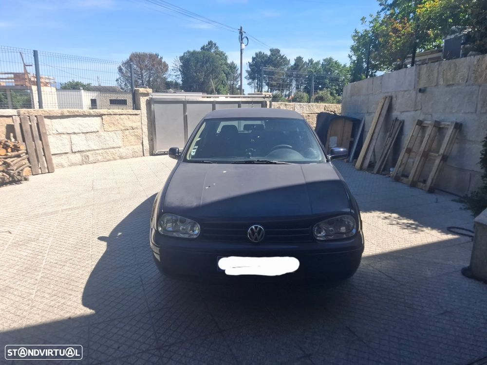 VW Golf - 4