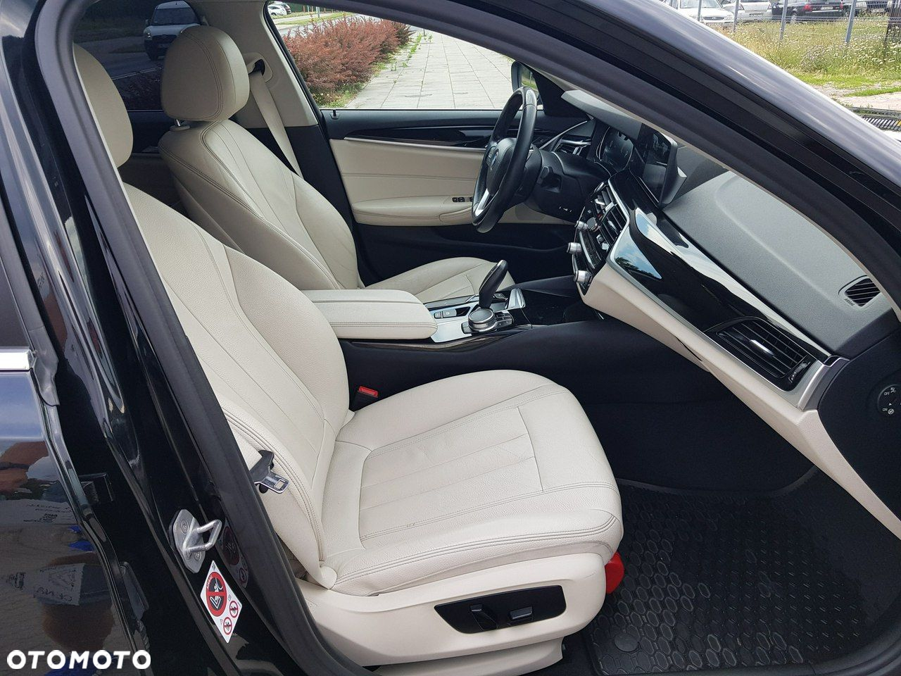 BMW Seria 5 - 17