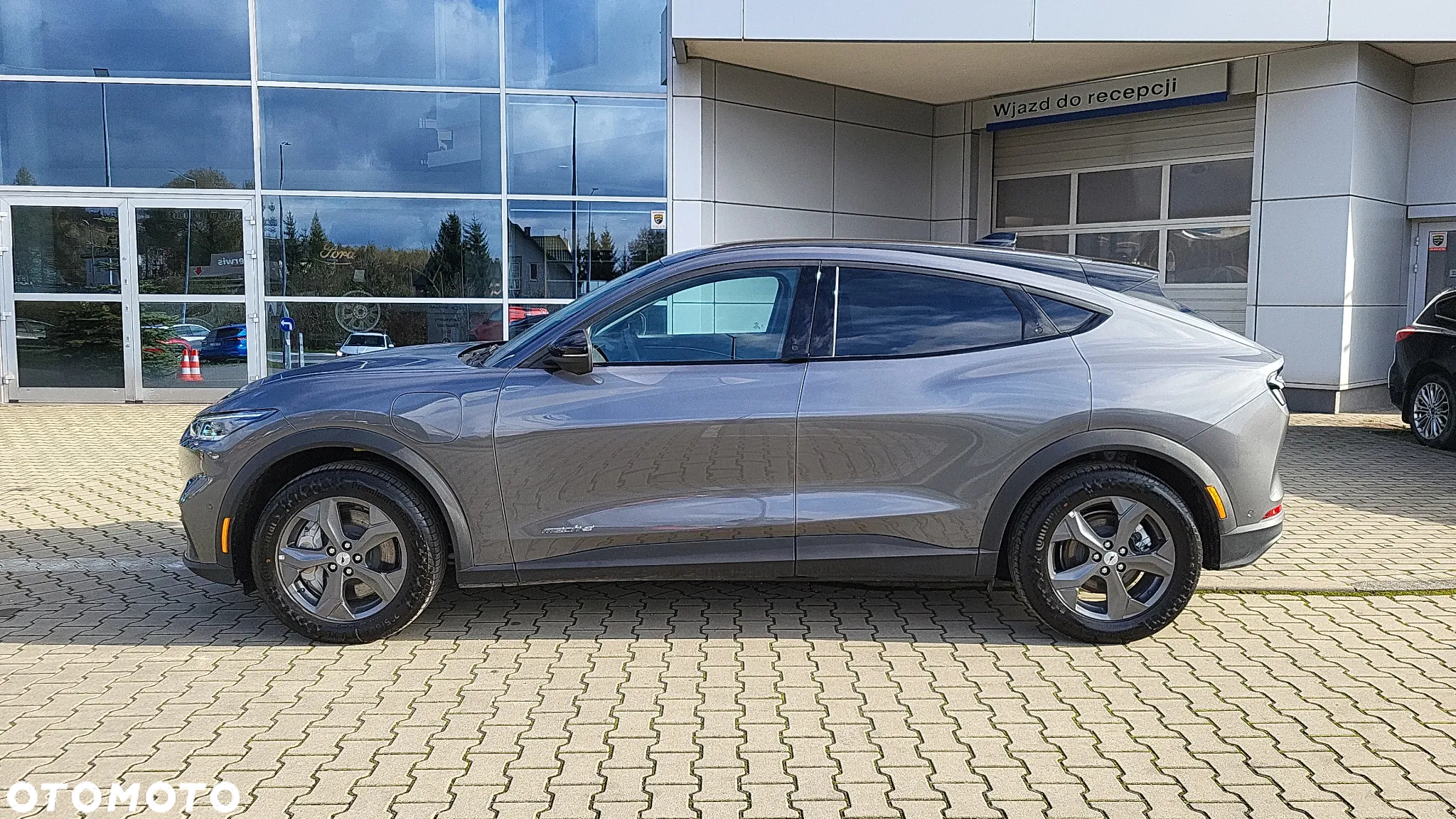 Ford Mustang Mach-E 75kWh RWD - 5