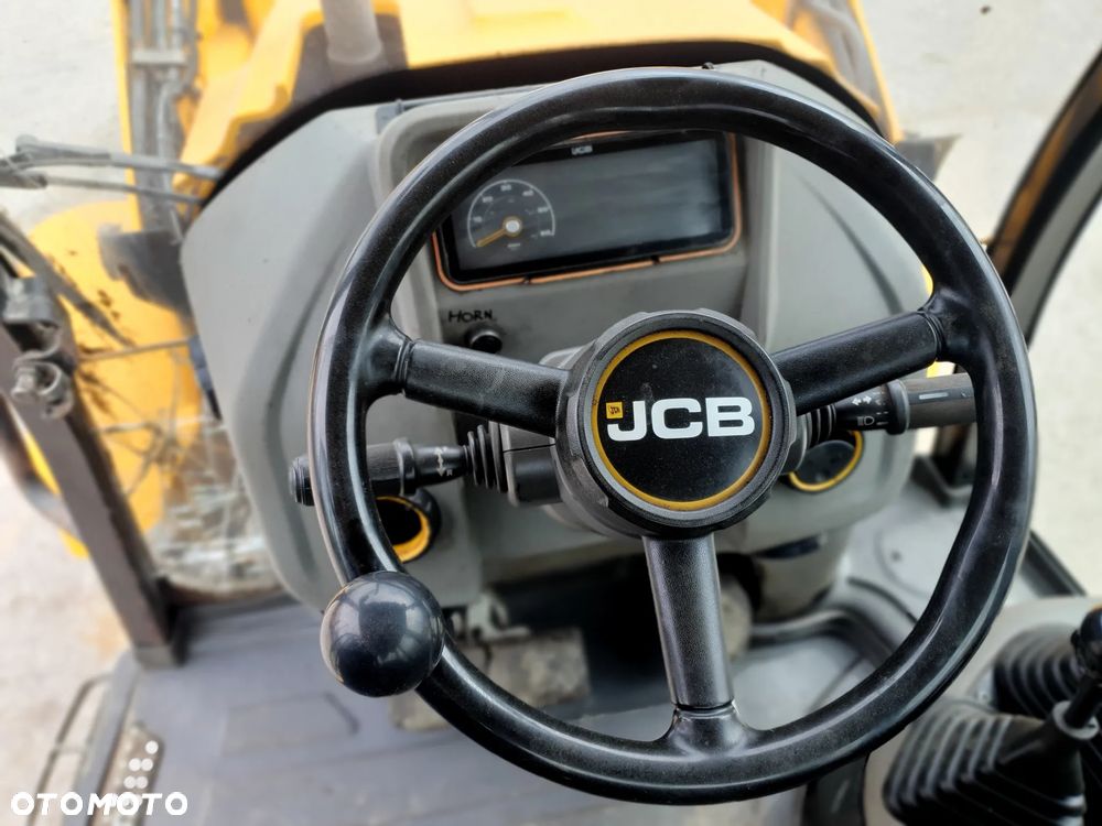 JCB 3cx Compact - 12