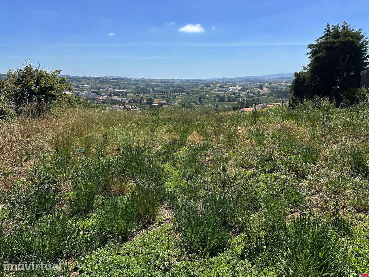 Terreno urbano para construção até 450 m2 - Grande imagem: 2/27