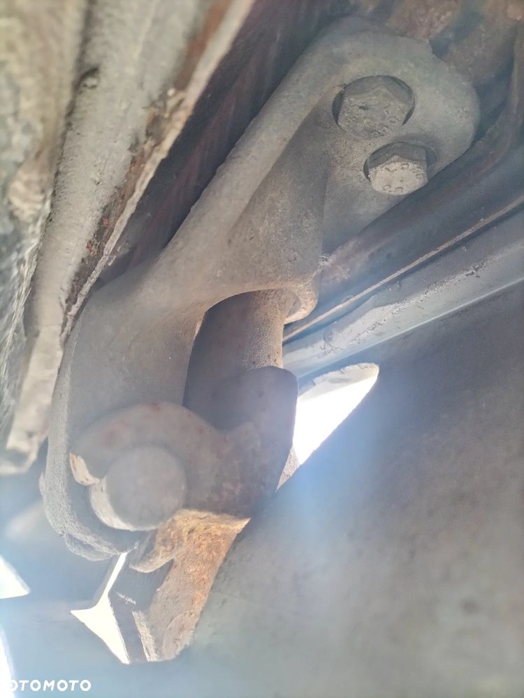 MERCEDES W201 190E M102.962 2.0 8V BELKA HAK HOLOWNICZY MASKA ZDERZAK BŁOTNIK DRZWI KLAPA LAMPA SZYBA CAŁY NA CZĘŚCI - 8