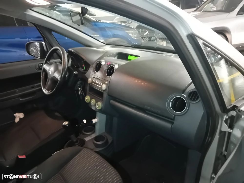 Mitsubishi Colt 1.1 Inform RCD/AC - 21