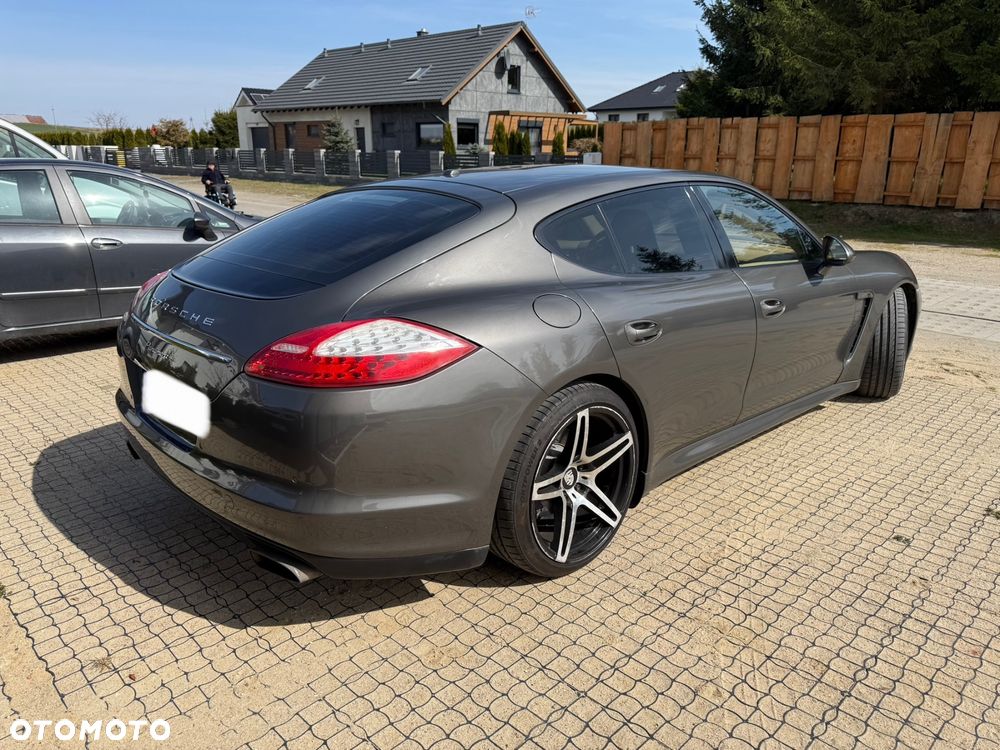 Porsche Panamera 4 PDK - 7