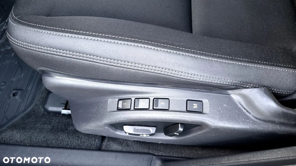 Volvo V60 D4 Momentum - 19