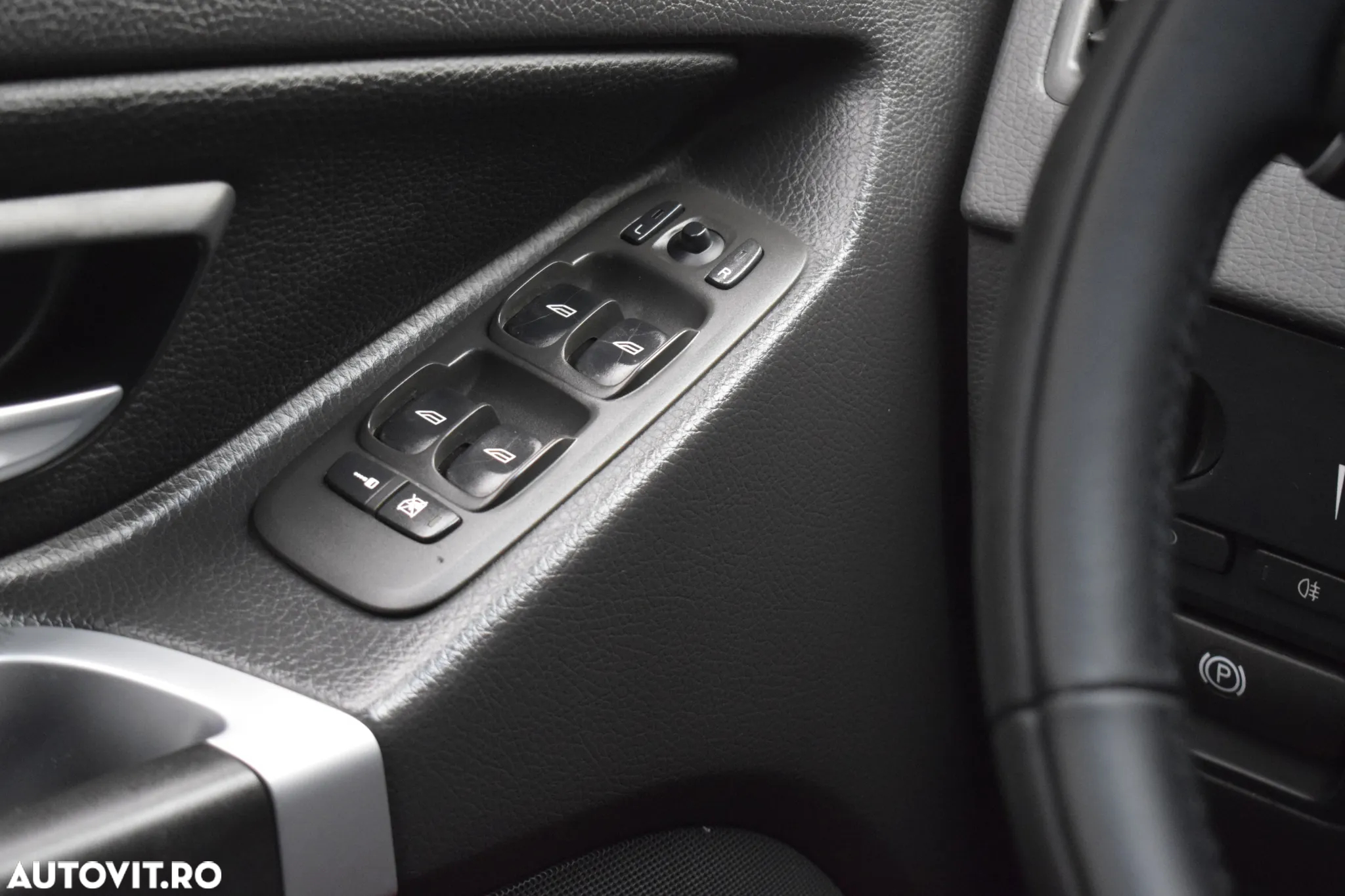 Volvo XC 90 D5 AWD Geartonic Summum - 25