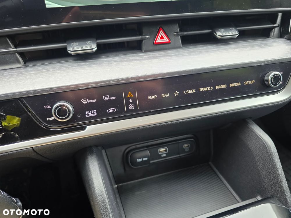 Kia Sportage 1.6 T-GDI Anniversary 2WD DCT - 22