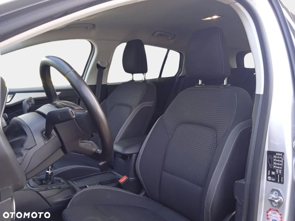 Ford Focus 1.5 EcoBlue Connected - 31