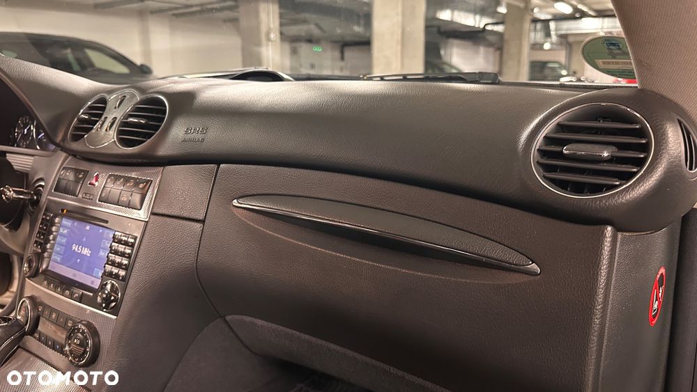 Mercedes-Benz CLK 2004