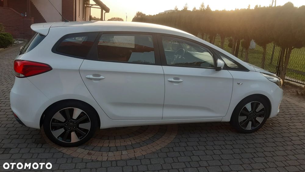 Kia Carens 1.7 CRDi L - 17