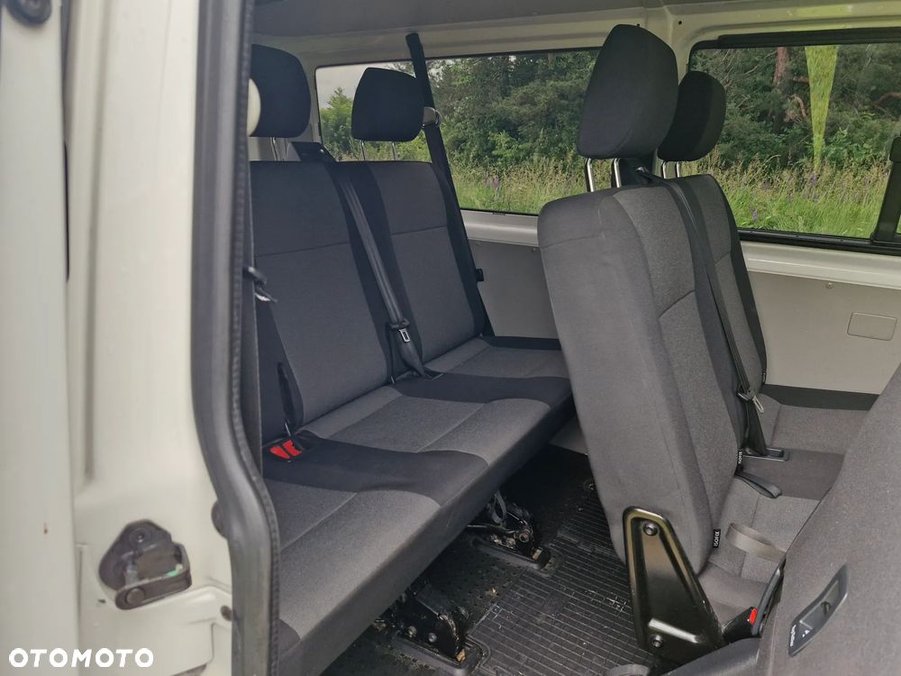 Volkswagen Transporter L2H1 - 12
