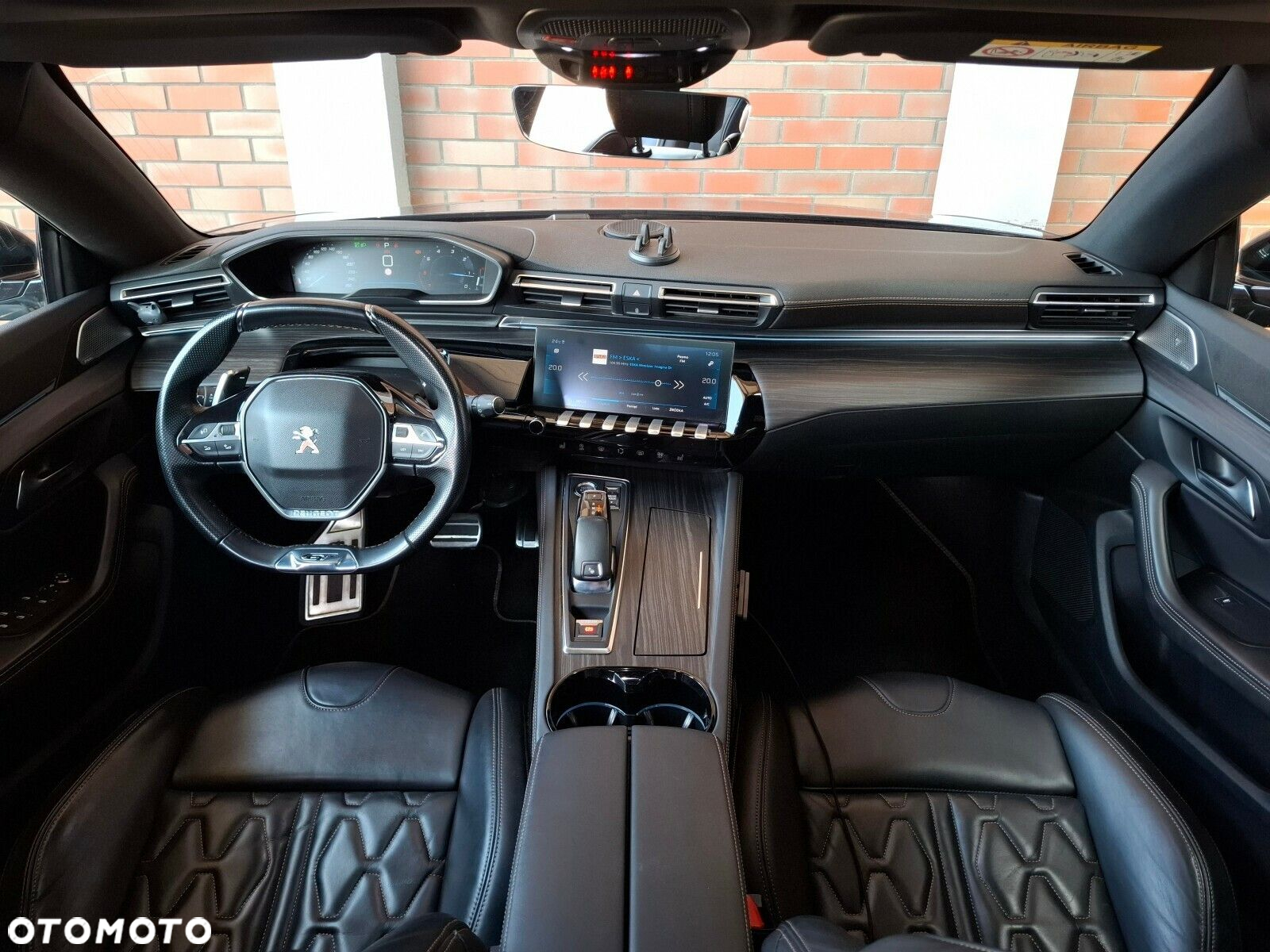 Peugeot 508 1.6 PureTech First Edition S&S EAT8 - 21