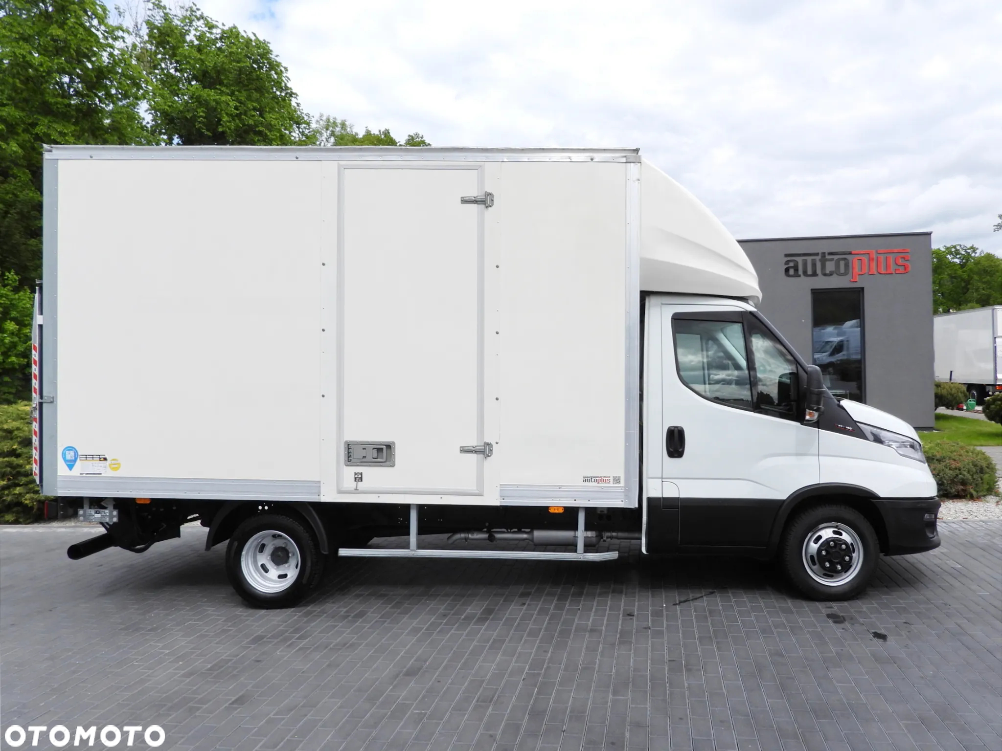 Iveco DAILY 35C16 KONTENER WINDA 8 PALET TEMPOMAT BLIŹNIACZE KOŁA KLIMATYZACJA 160KM [ 654837 ] - 8