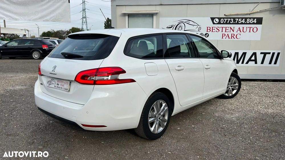 Peugeot 308 - 30