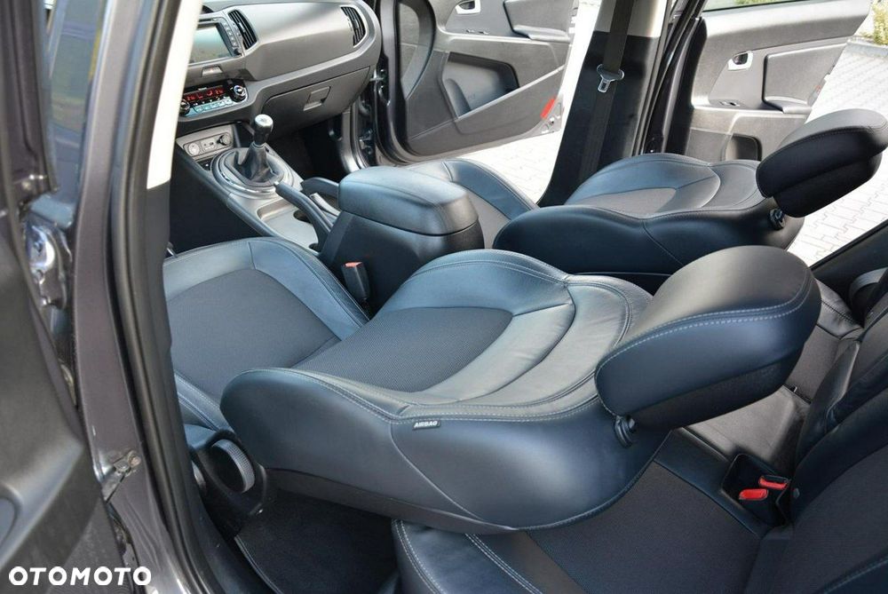 Kia Sportage 2.0 CVVT 2WD Vision - 22