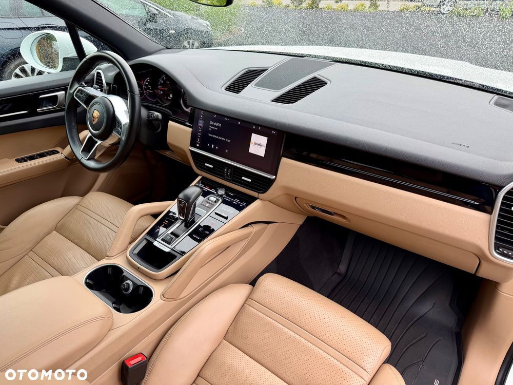 Porsche Cayenne Standard - 28