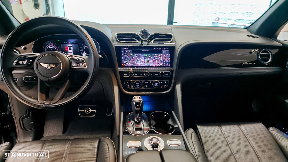 Bentley Bentayga V8 Azure - 15