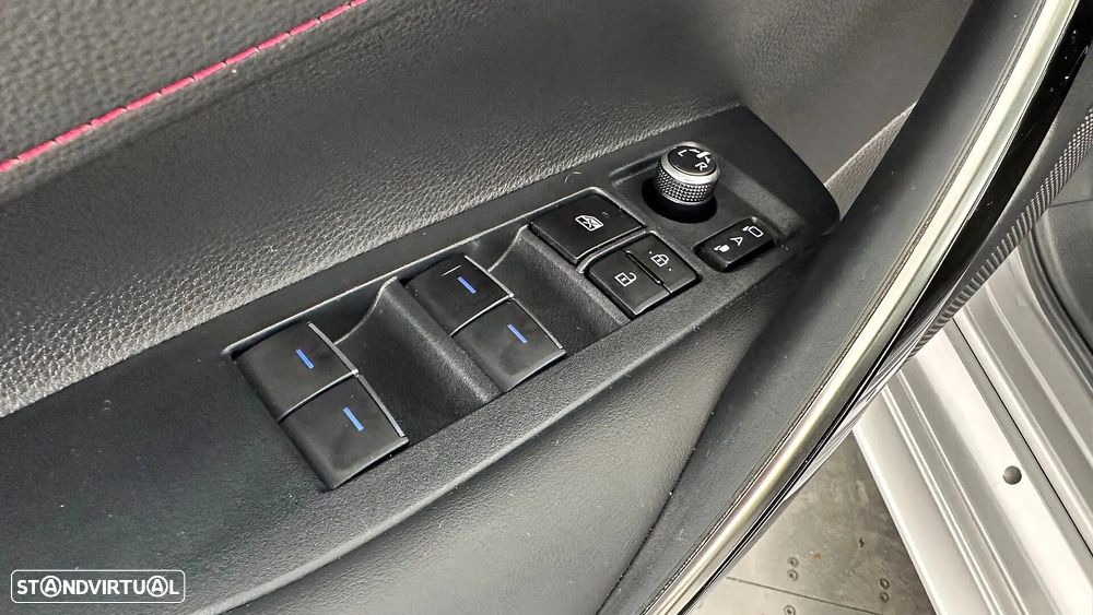 Toyota Corolla Touring Sports 1.8 Hybrid Exclusive - 25