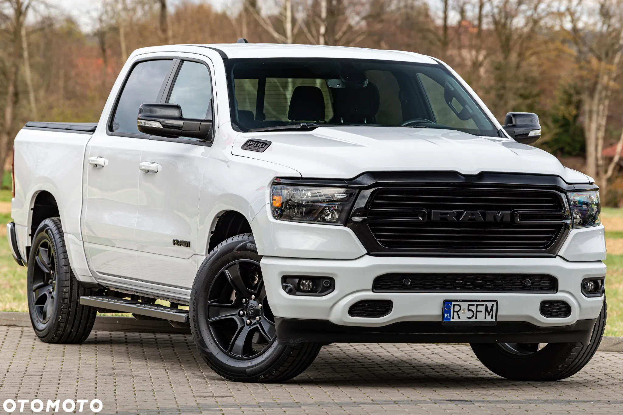 Dodge RAM 1500 5.7 4x4 - 7