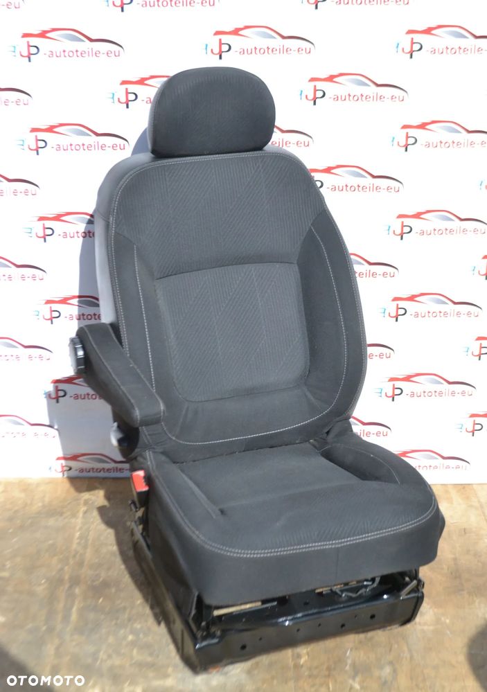 RENAULT TRAFIC 3 III 4 IV fotel Kierowca Kierowcy  jedynka Fotele Lewy - 1