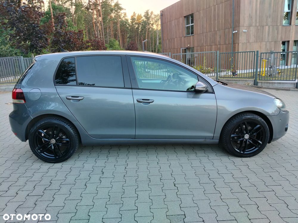 Volkswagen Golf 1.6 TDI Trendline DSG - 9