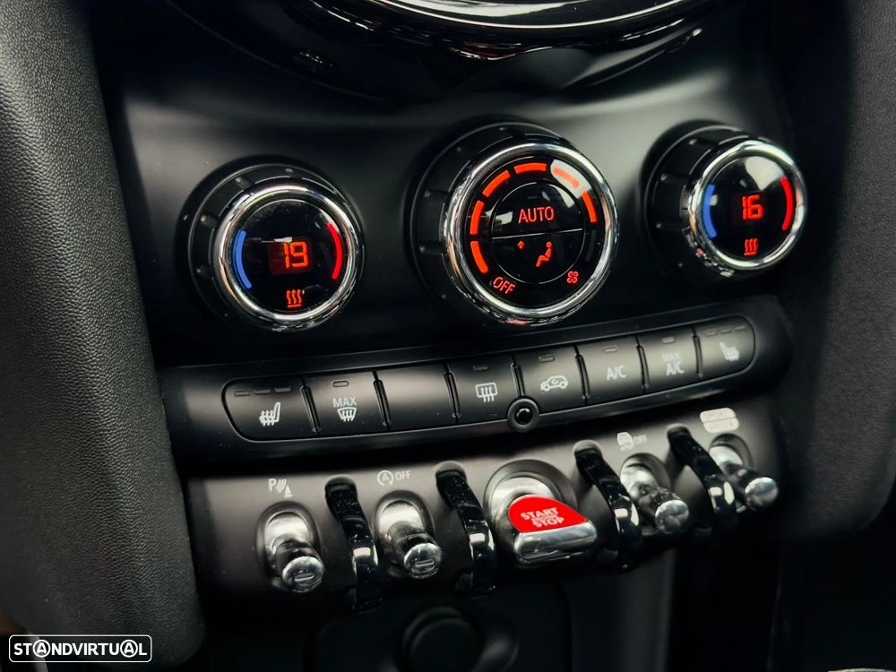 MINI 3 Portas John Cooper Works Auto Desportiva - 18