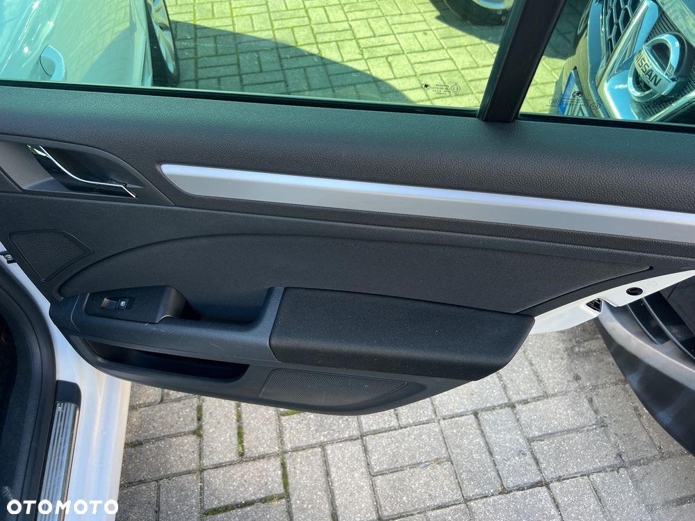 Skoda Superb 2.0 TDI Ambition DSG - 28