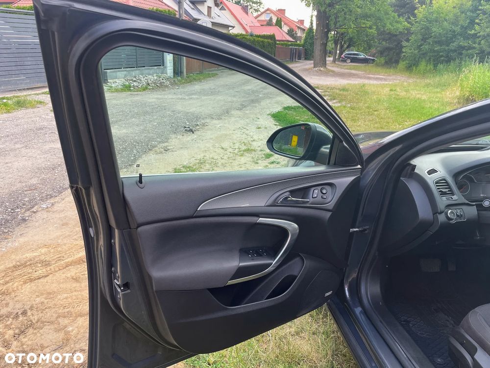 Opel Insignia 2.0 CDTI - 16