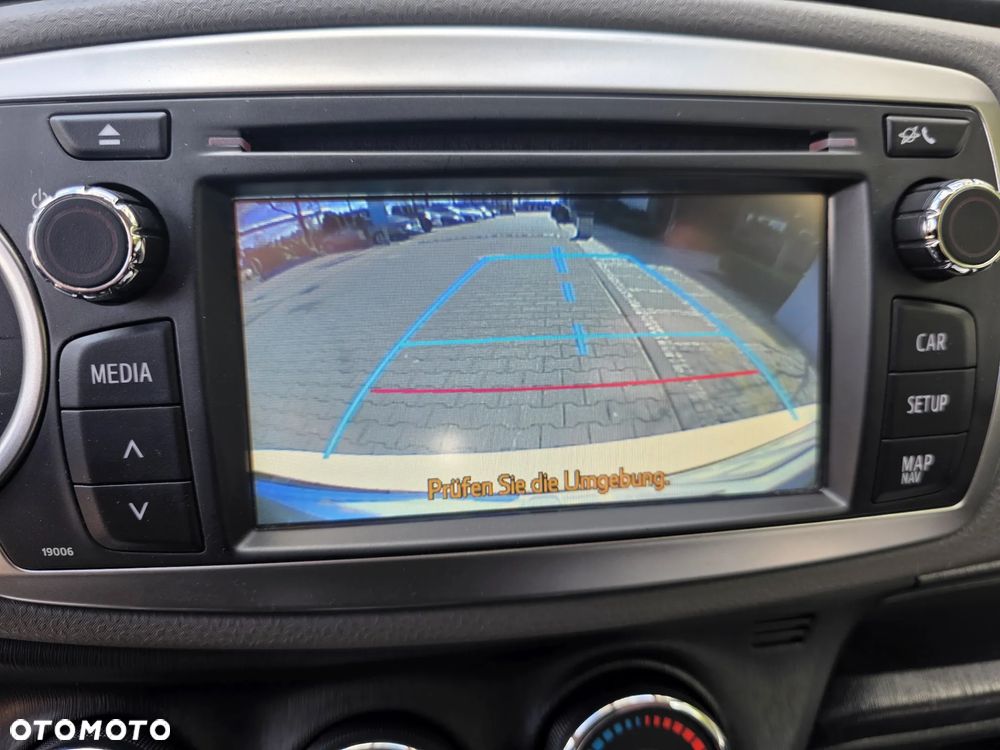 Toyota Yaris 1.33 VVT-i Edition 2014 - 12