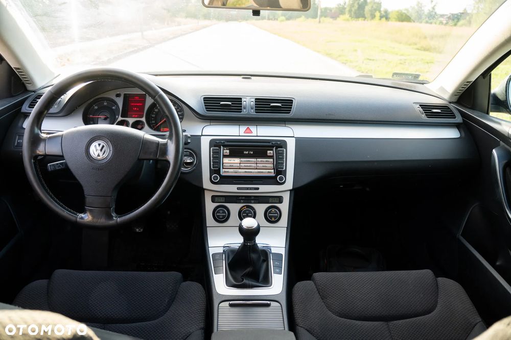Volkswagen Passat 2.0 TDI Comfortline - 2