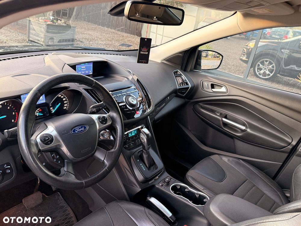 Ford Kuga 2.0 TDCi 4x4 Titanium - 36