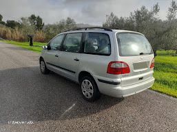 Ford Galaxy 1.9 TDi GLX - 1